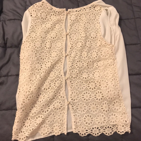 Cream and crocheted blouse - Picture 2 of 2